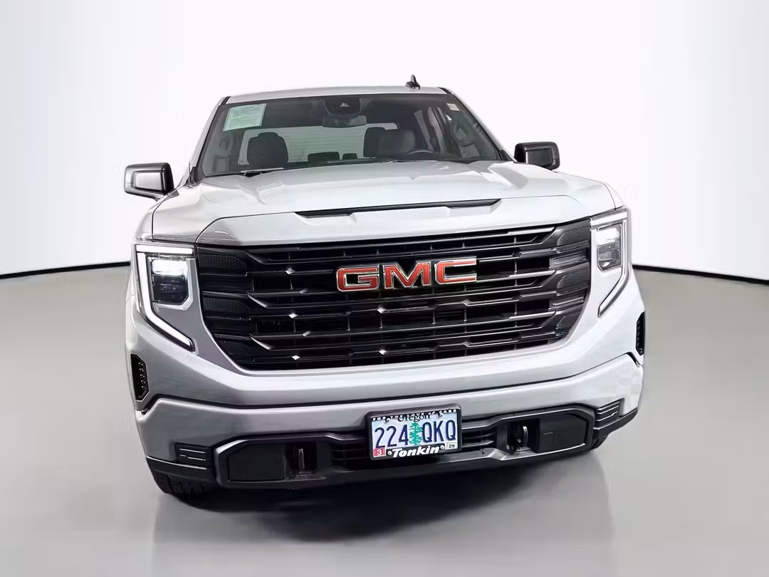 2025 GMC Sierra 1500 Pro - Image 2