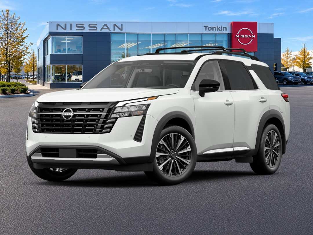 2026 Nissan Pathfinder Platinum - Image 3