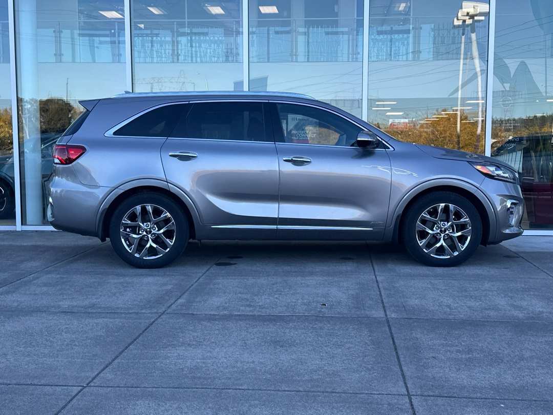 2019 Kia Sorento SX Limited - Image 3