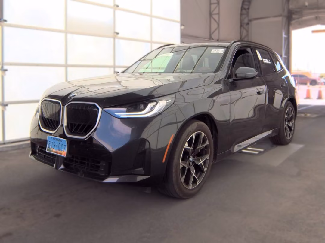2025 BMW X3 30 xDrive - Image 2