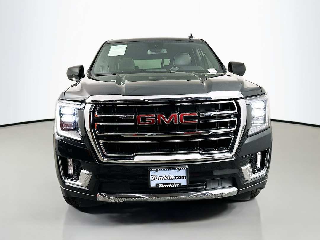 2023 GMC Yukon SLT - Image 2