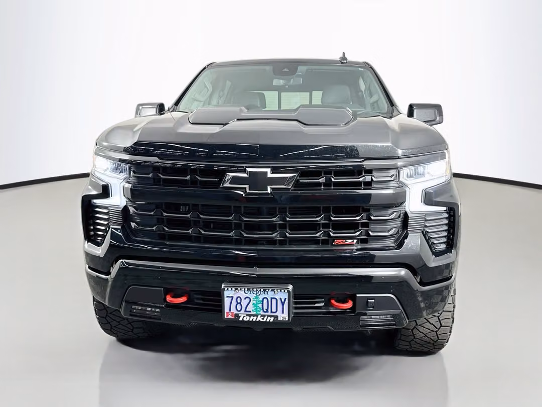 2024 Chevrolet Silverado 1500 LT Trail Boss - Image 2