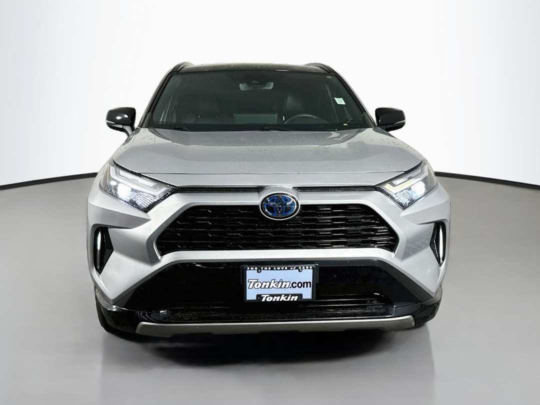2023 Toyota Rav4 Hybrid XSE - Image 3