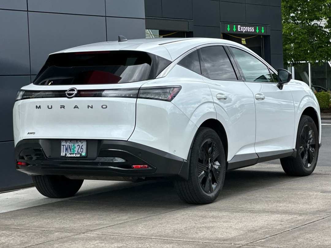 2025 Nissan Murano SV - Image 3