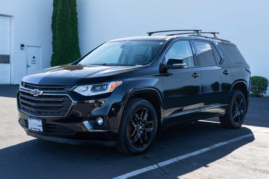 2019 Chevrolet Traverse Premier - Image 3