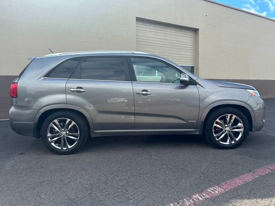 2014 Kia Sorento Limited V6 - Image 3