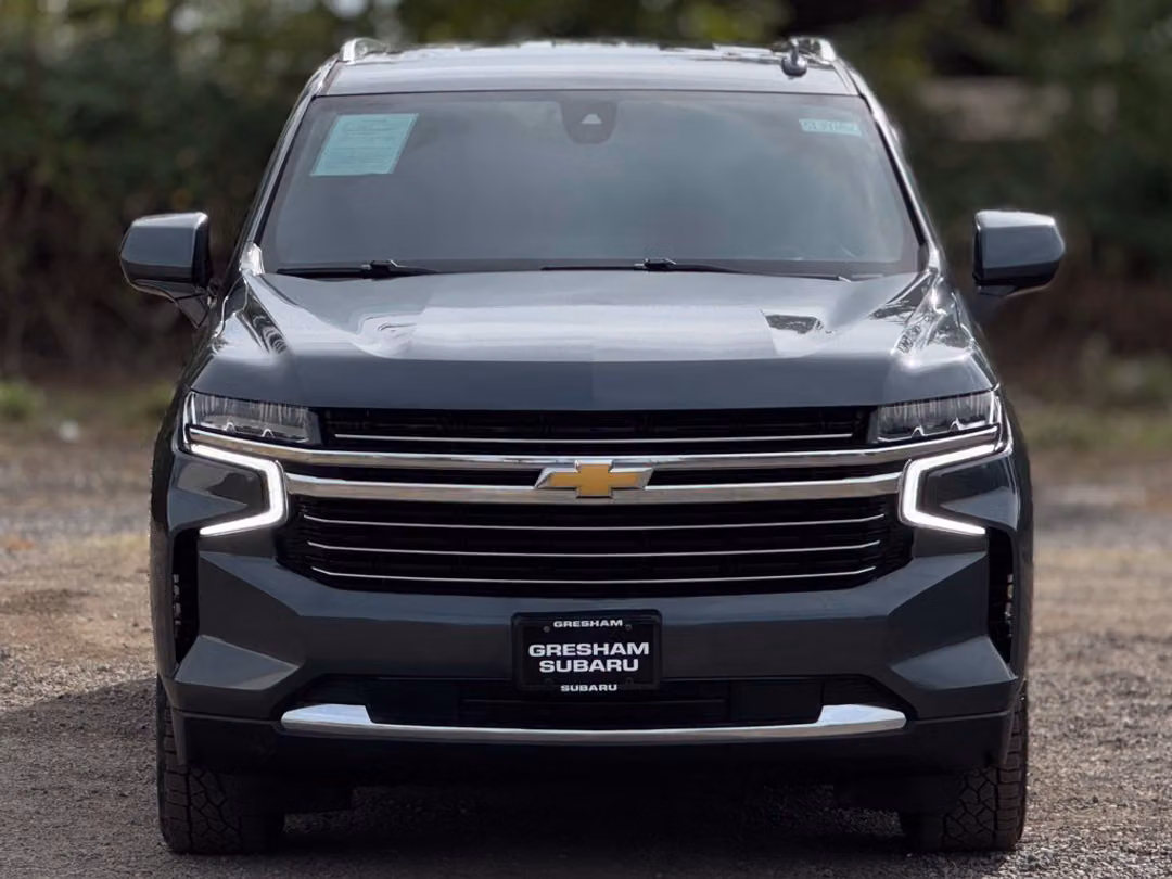 2021 Chevrolet Suburban LT - Image 2