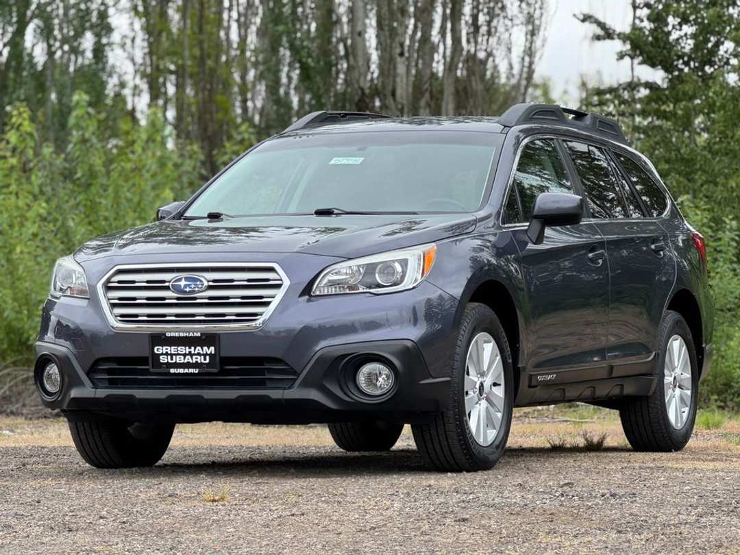2015 Subaru Outback 2.5i Premium - Image 3