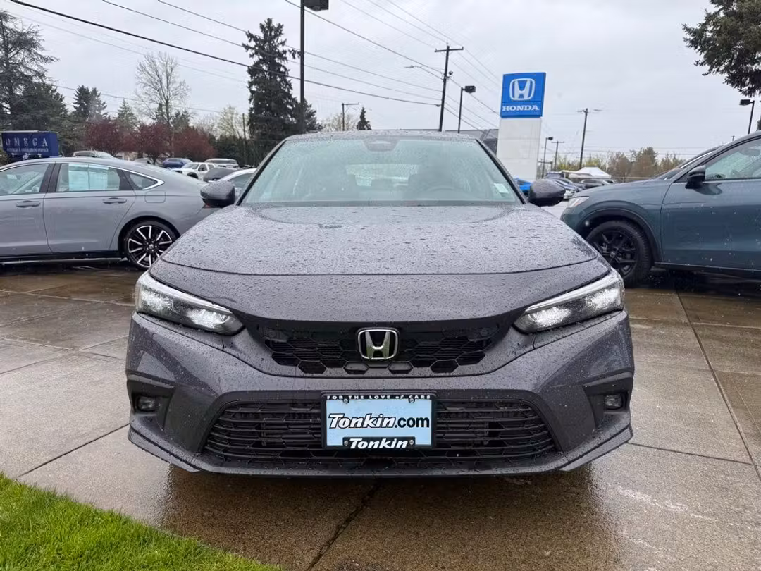 2024 Honda Civic Sport Touring - Image 3