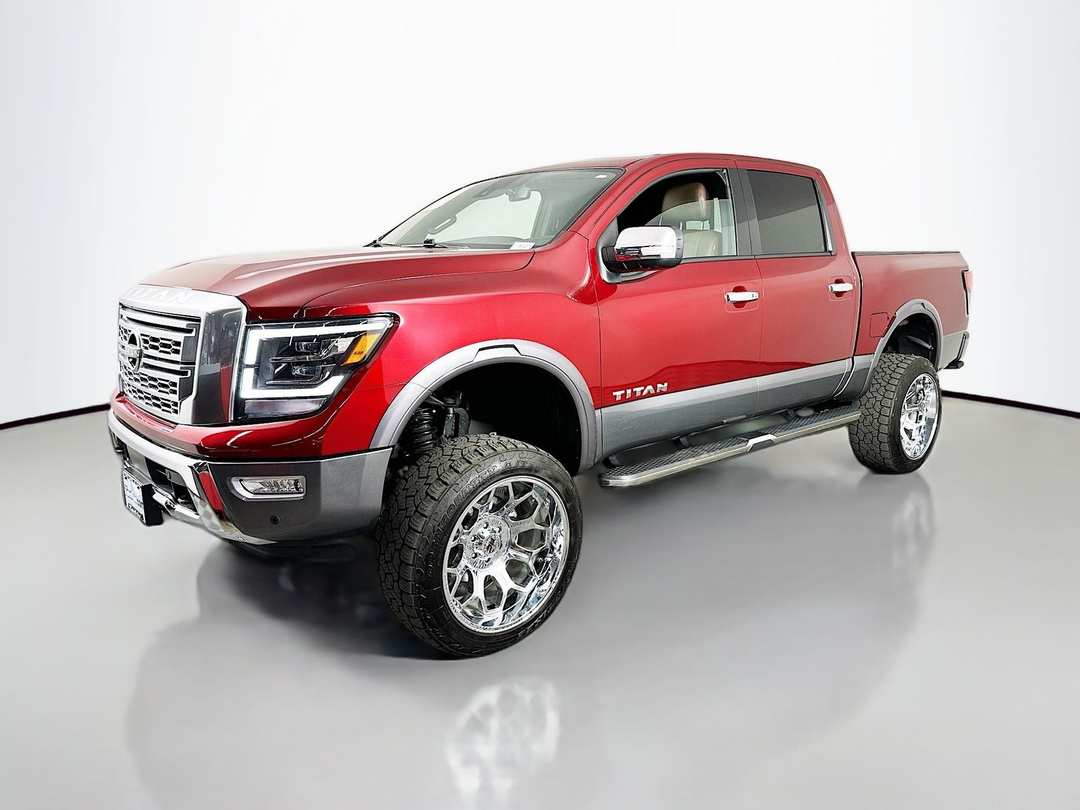 2023 Nissan Titan Platinum Reserve - Image 3