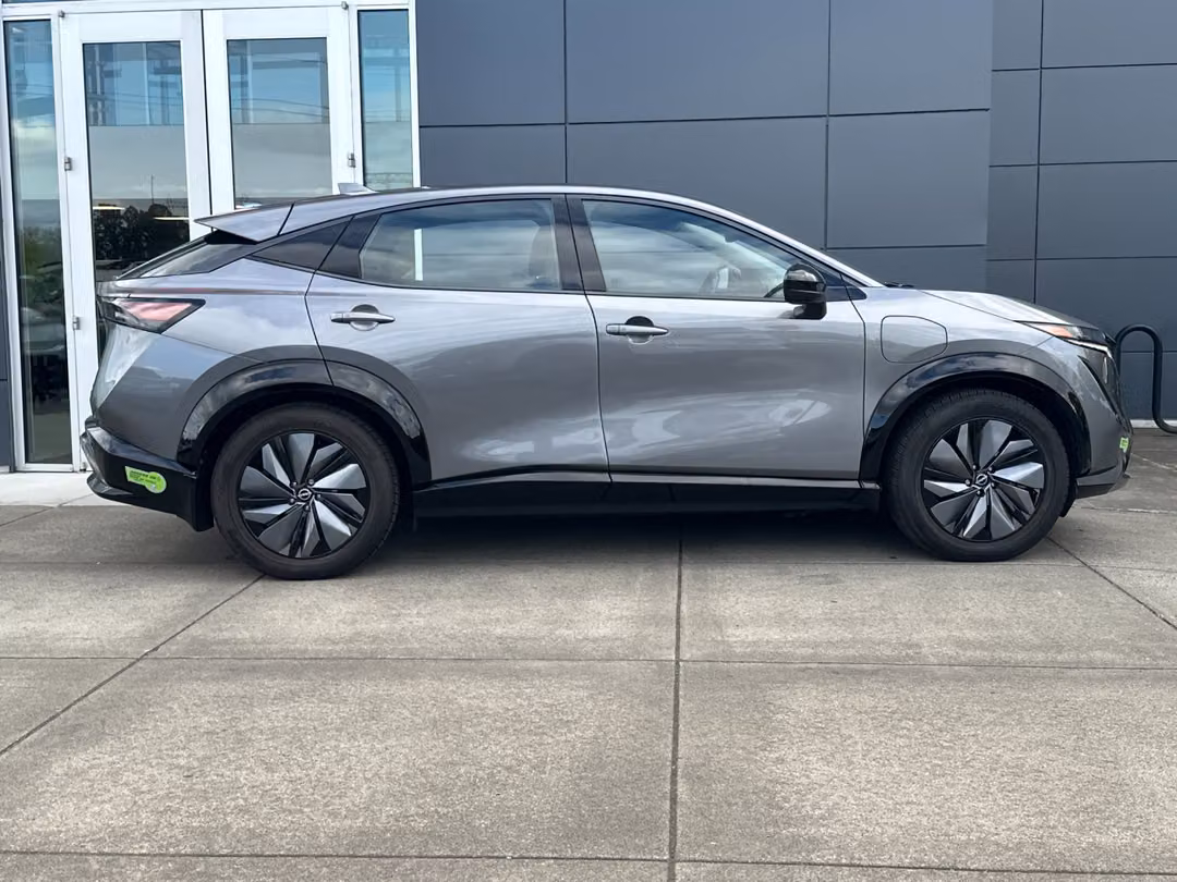 2023 Nissan Ariya ENGAGE+ e4ORCE - Image 3