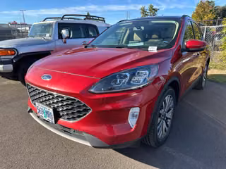 2020 Ford Escape Hybrid Titanium