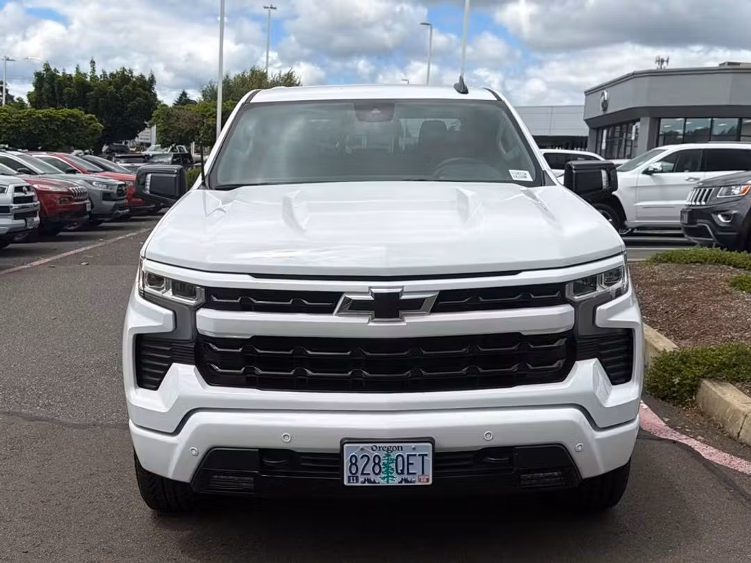 2024 Chevrolet Silverado 1500 RST - Image 3