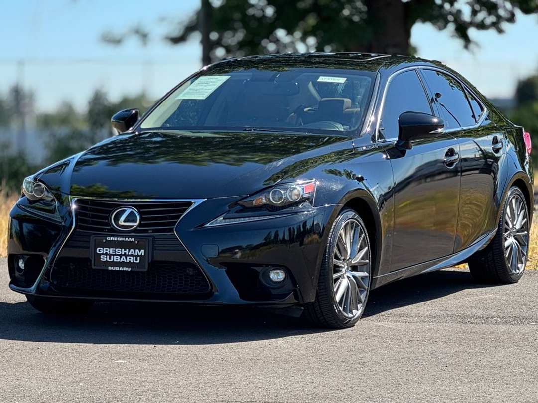 2015 Lexus Is 250 - Image 3