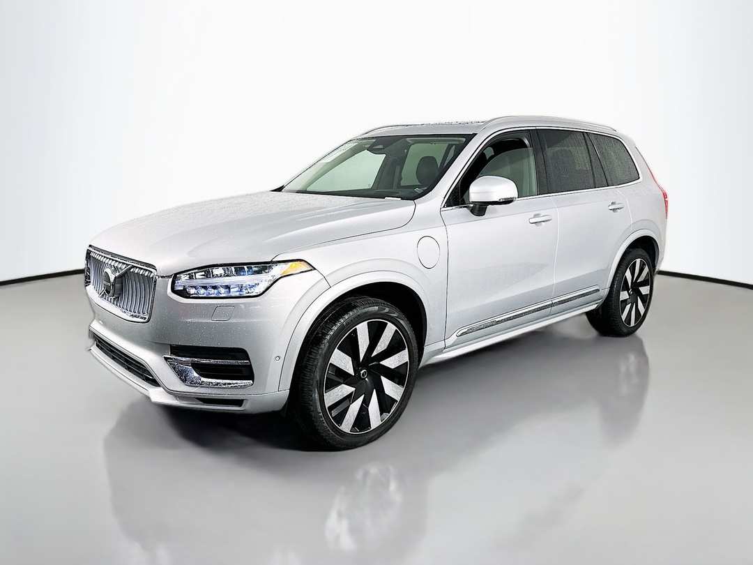 2023 Volvo Xc90 Recharge Plug-In Hybrid Ultimate - Image 3