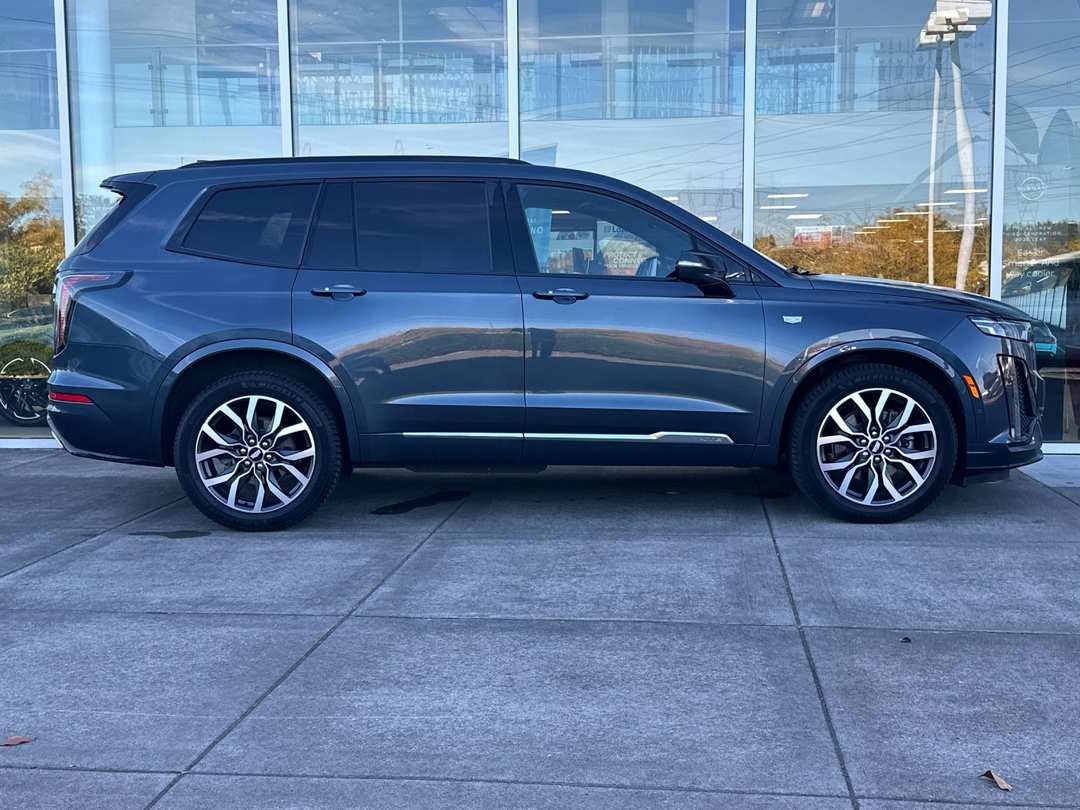 2021 Cadillac Xt6 Sport - Image 3