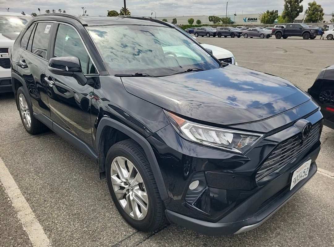 2019 Toyota Rav4 Limited - Image 2