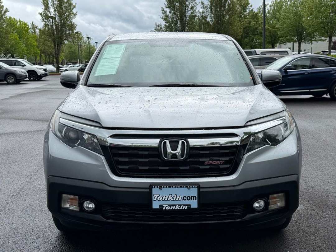 2019 Honda Ridgeline Sport - Image 3