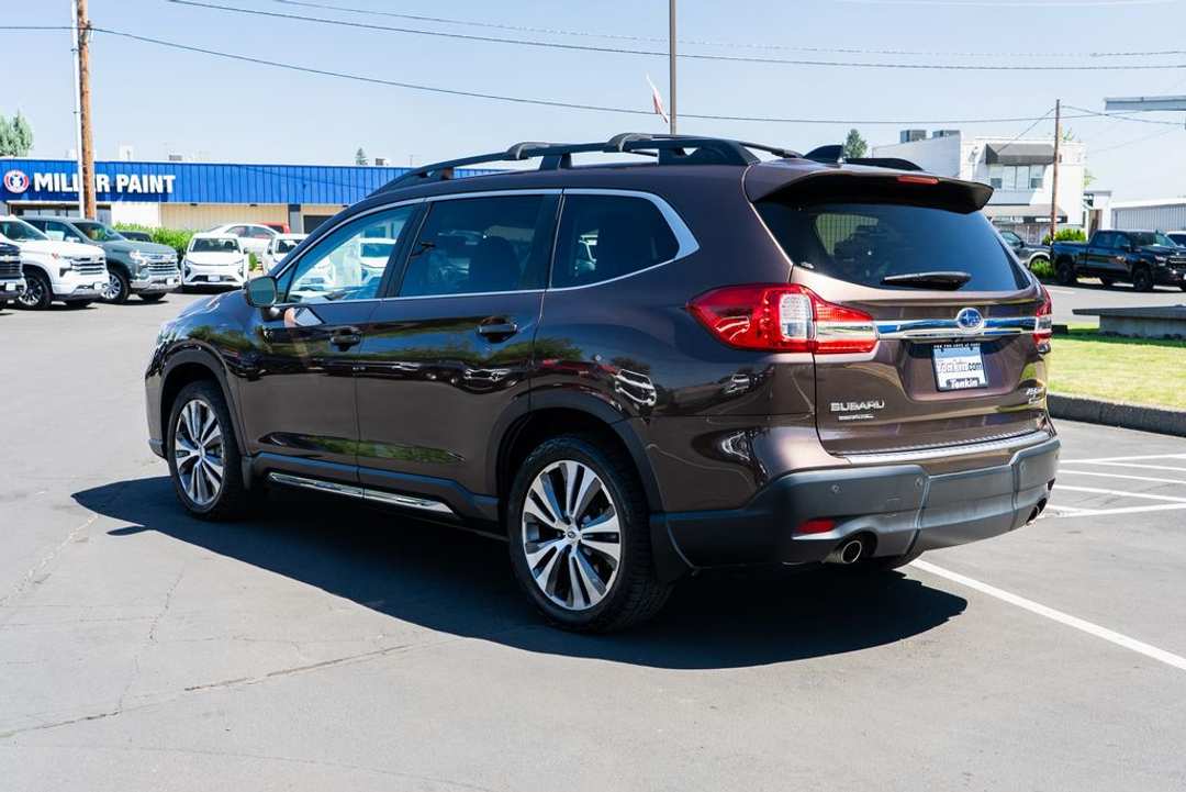 2021 Subaru Ascent Limited - Image 3