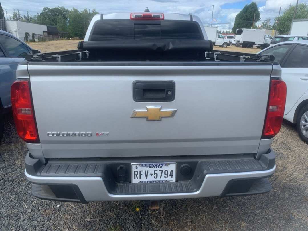 2018 Chevrolet Colorado Z71 - Image 3