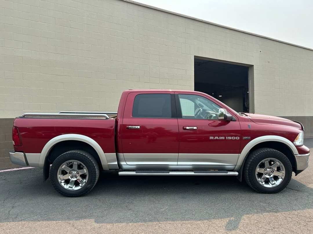 2011 Ram 1500 Laramie - Image 2