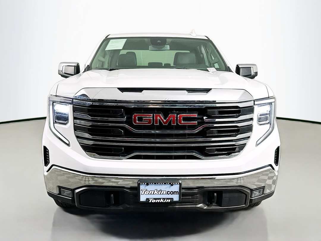 2025 GMC Sierra 1500 SLT - Image 2