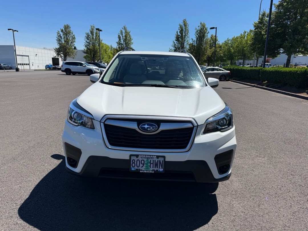 2020 Subaru Forester Premium - Image 2