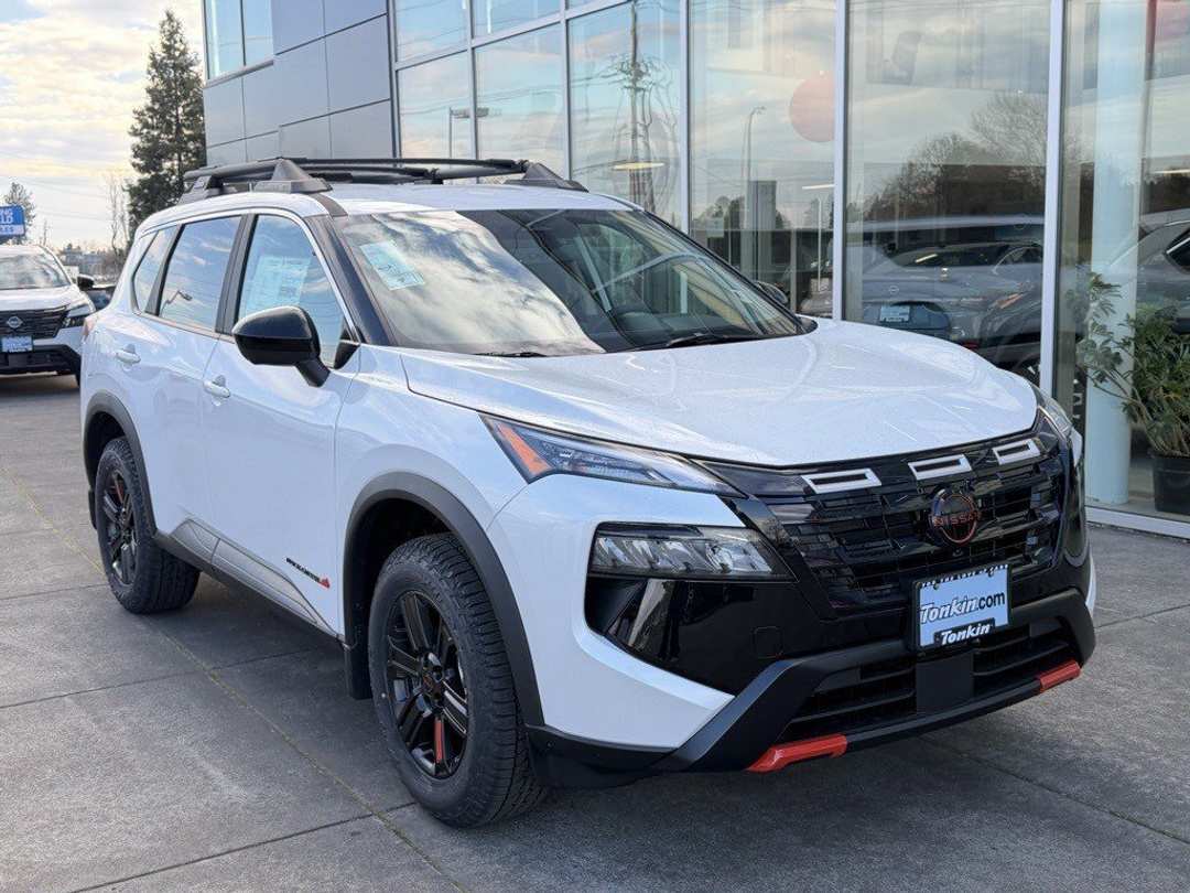 2026 Nissan Rogue Rock Creek - Image 3