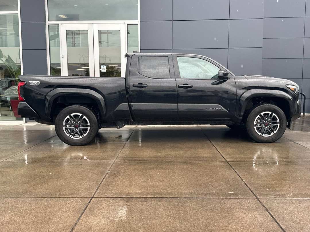 2025 Toyota Tacoma TRD Sport - Image 2
