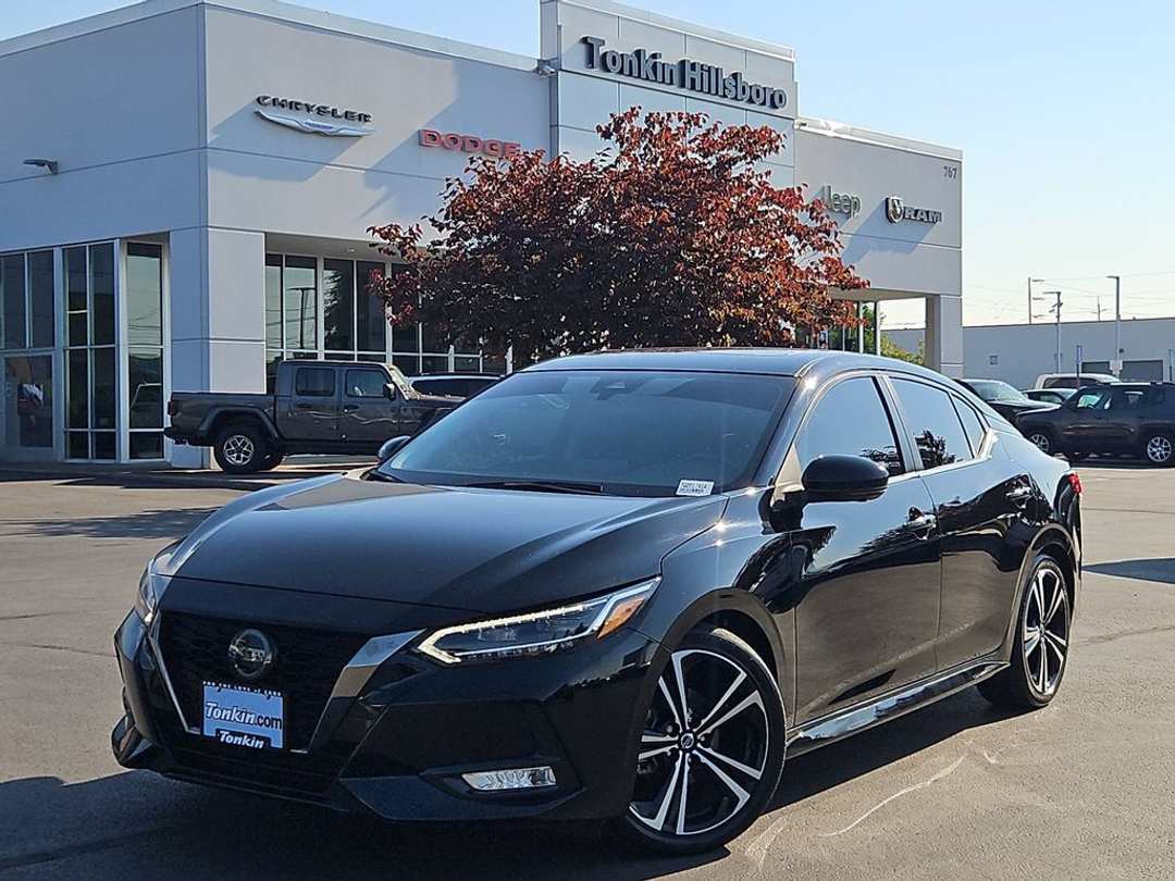 2023 Nissan Sentra SR - Image 2
