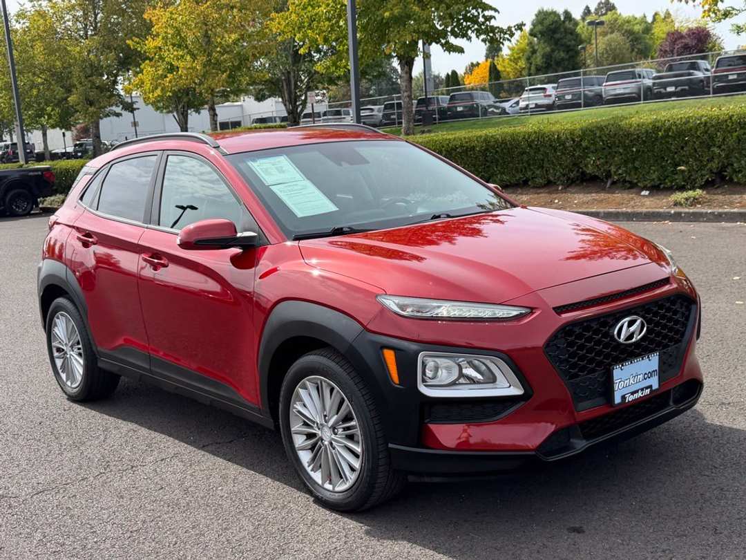 2020 Hyundai Kona SEL - Image 2