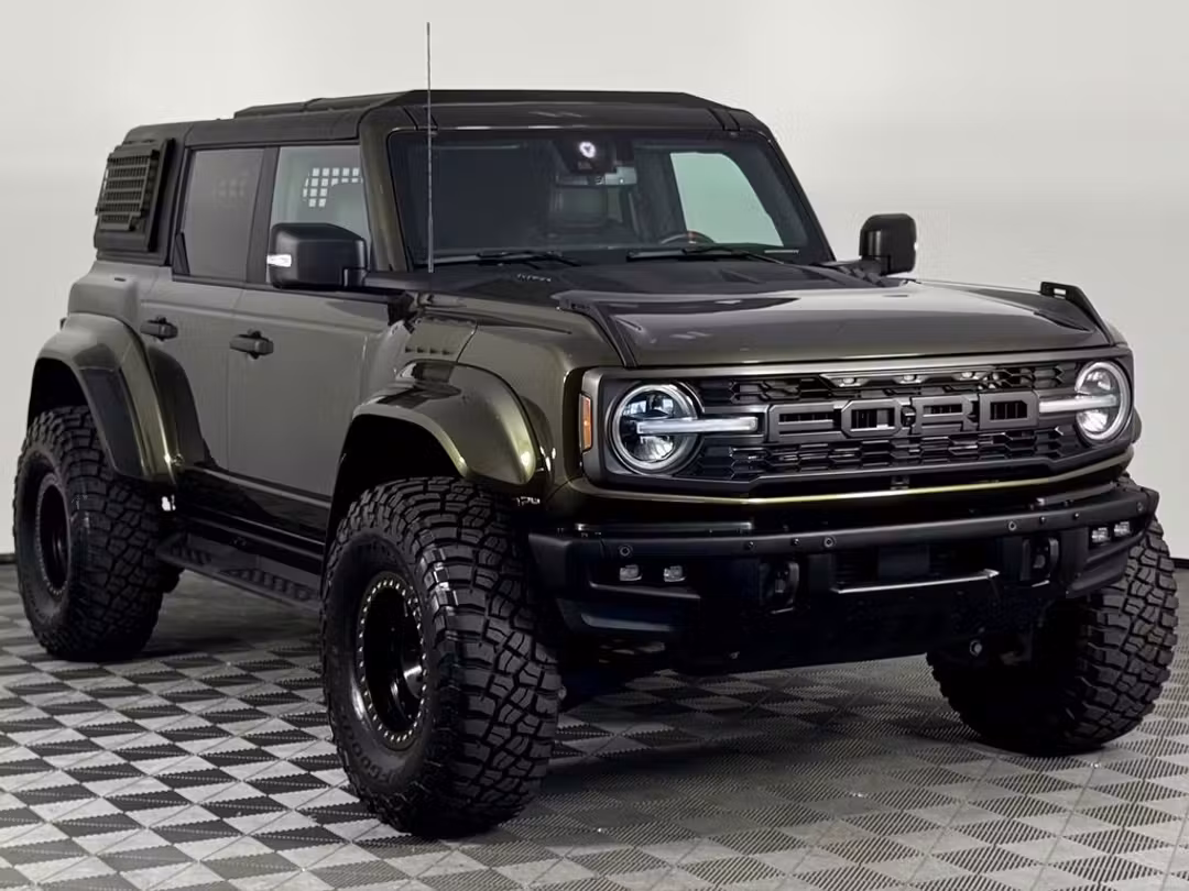 2024 Ford Bronco Raptor - Image 2