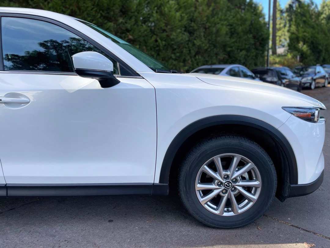 2023 MAZDA CX-5 2.5 S Preferred Package - Image 2