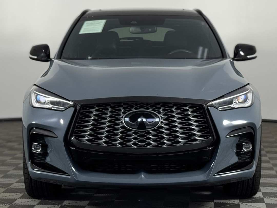 2023 INFINITI Qx55 LUXE - Image 2