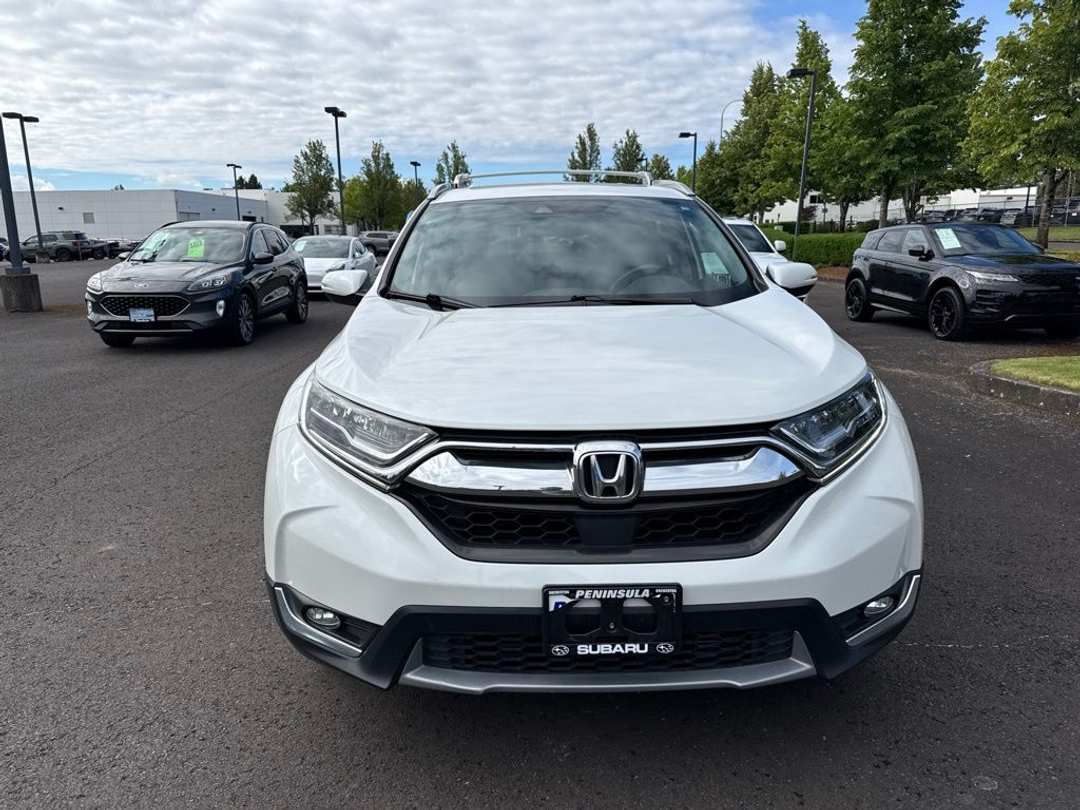 2019 Honda CR-V Touring - Image 2