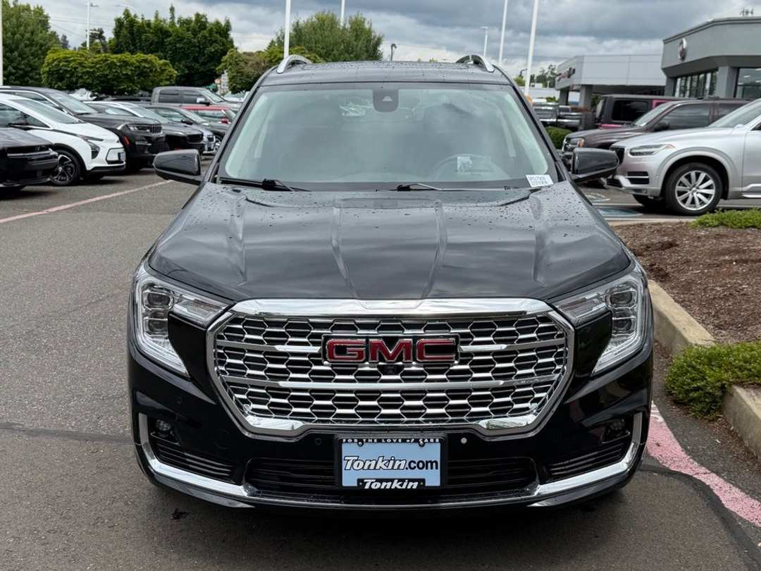 2022 GMC Terrain Denali - Image 3