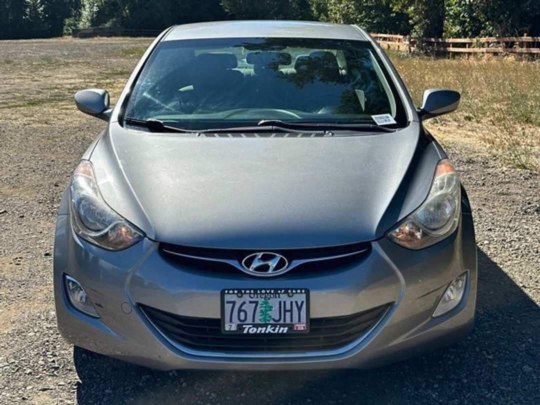 2012 Hyundai Elantra GLS - Image 3