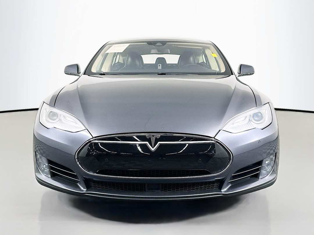 2016 Tesla Model S 75D - Image 2