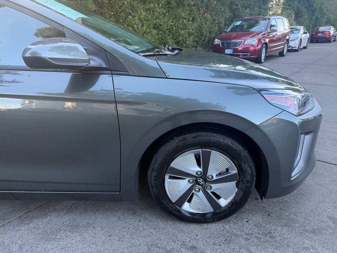 2022 Hyundai Ioniq Hybrid Blue - Image 3