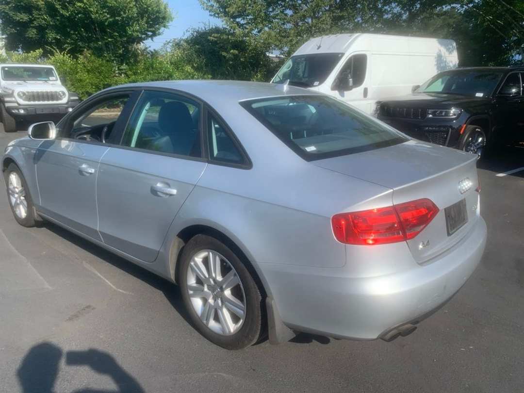 2010 Audi A4 2.0T Premium - Image 2