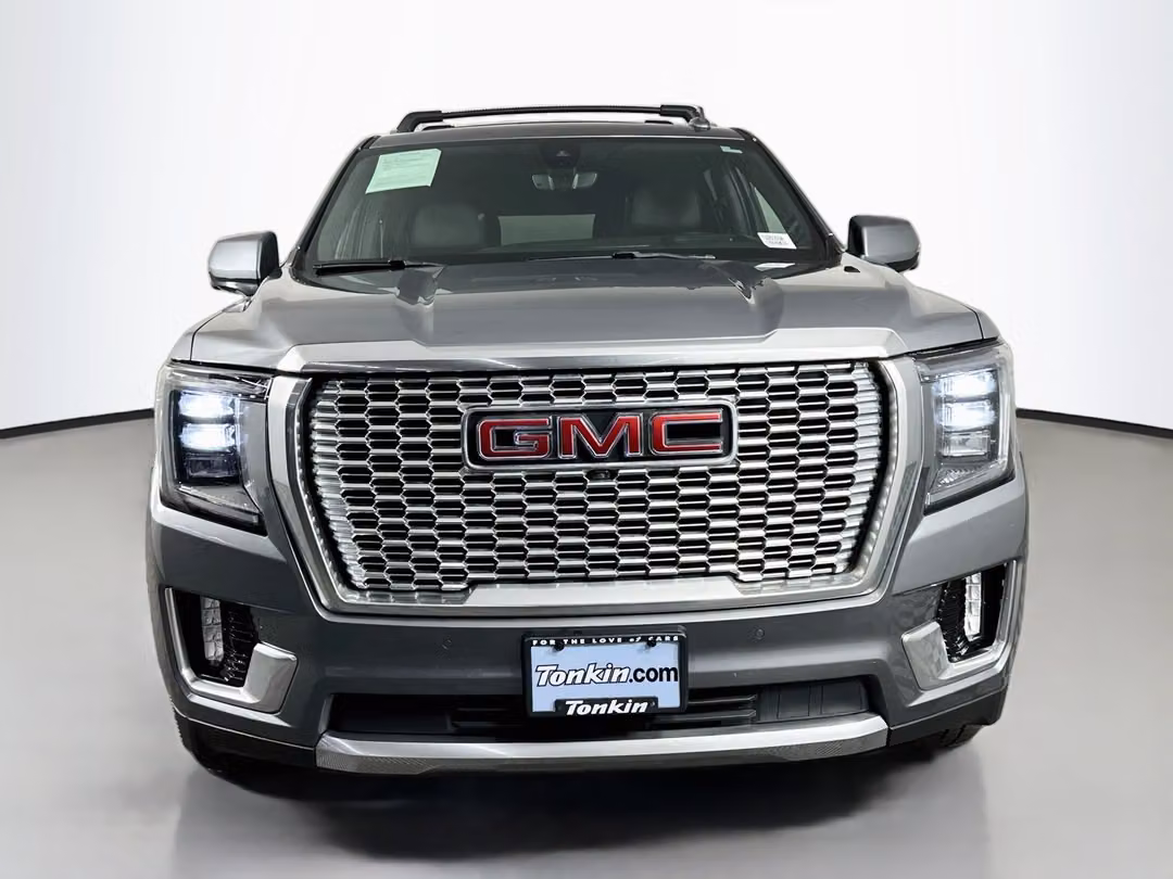 2021 GMC Yukon Xl Denali - Image 2
