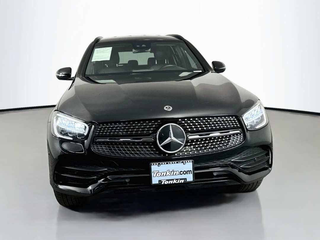 2022 Mercedes-Benz GLC GLC 300 - Image 2