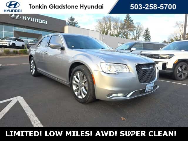 2015 Chrysler 300 Limited