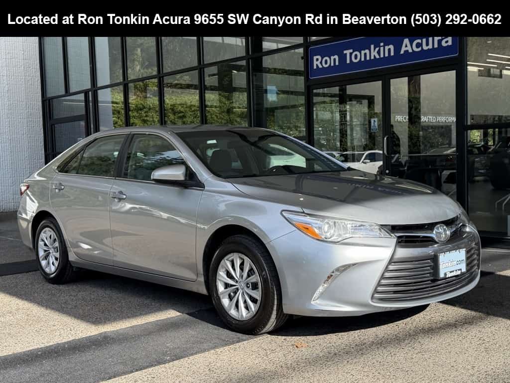 2015 Toyota Camry LE