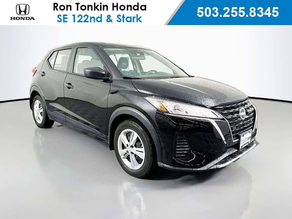 2023 Nissan Kicks S - Image 1